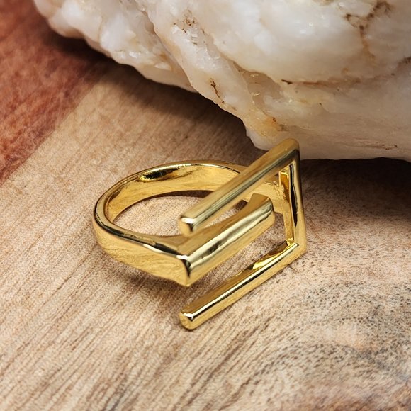 Contemporary Band Artisan GG Ring 14K Gold plated Unique Design - Picture 5 of 13